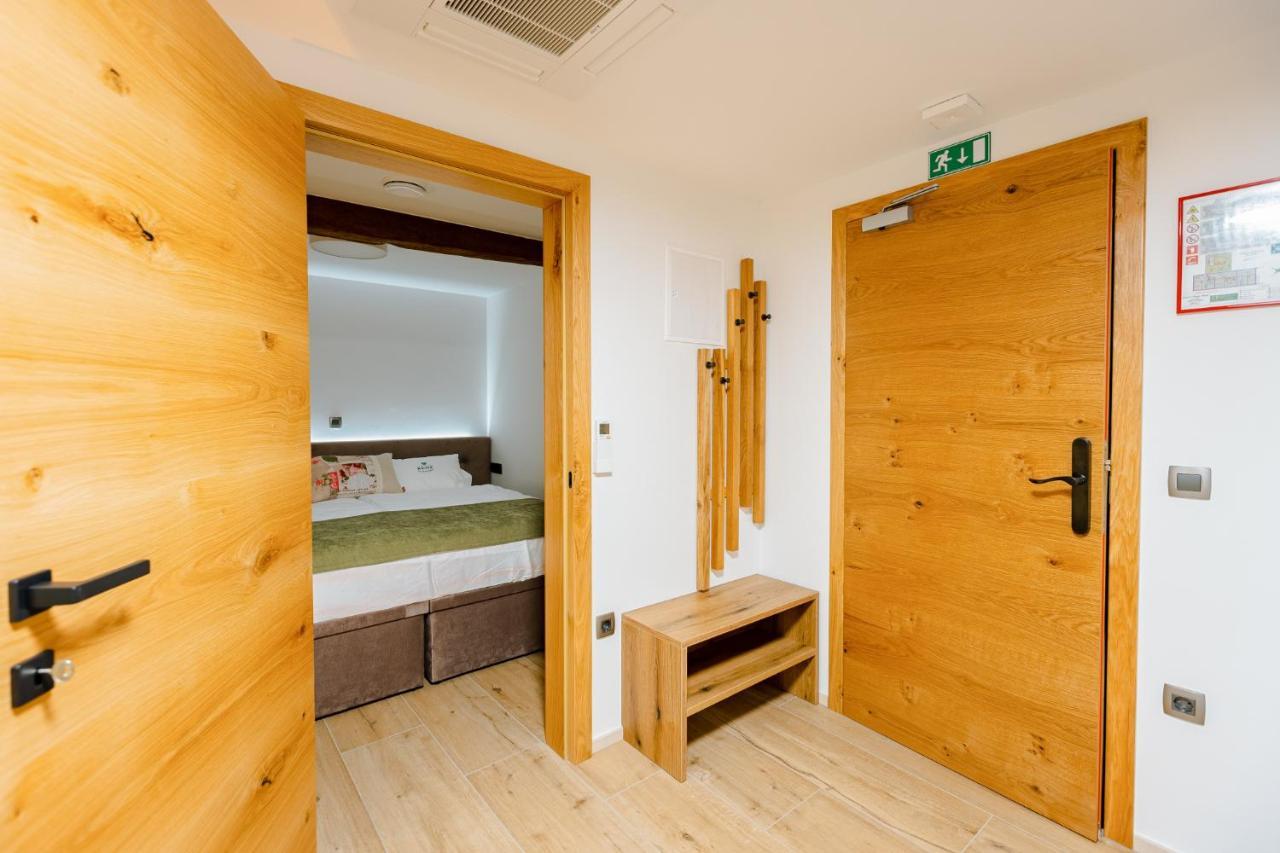 Resort Village Majer Gradac Exteriör bild
